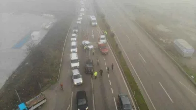 Çanakkale'de zincirleme kaza: 4 yaralı