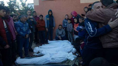 Gazze Şeridi’ne saldırılar devam ediyor: 37 ölü