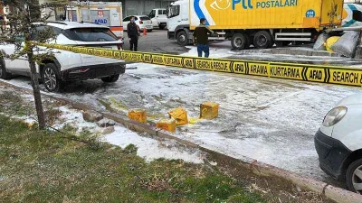 Kargo patladı: 4 PTT çalışanı zehirlendi