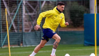 Rade Krunic, ilk antrenmanına çıktı