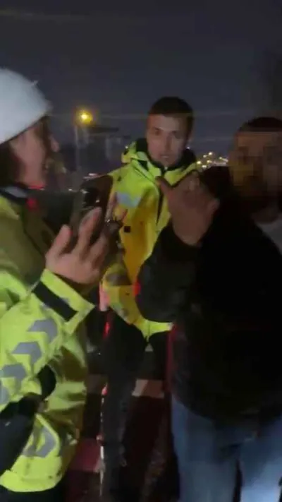 İstanbul’da taksici ortalığı birbirine kattı