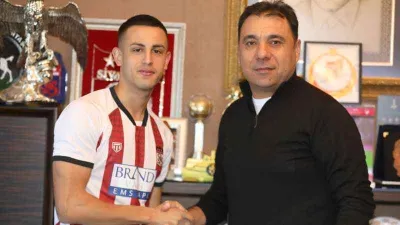 Sivasspor, Bartuğ Elmaz ile anlaşmaya vardı 