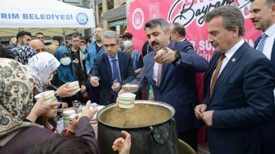 600 yıllık gelenek 'Erguvan Bayramı'