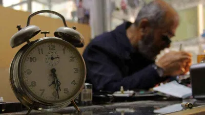 49 yıldır zamana ayar veriyor