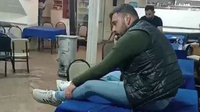 Sele kahvehanede yakalandılar