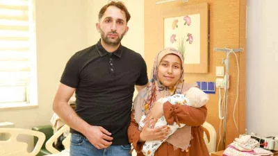 Bağırsakları göğüs kafesinde doğdu