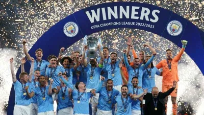 Şampiyonlar Ligi Kupası İstanbul'da İlkay Gündoğan'ın ellerinde yükseldi