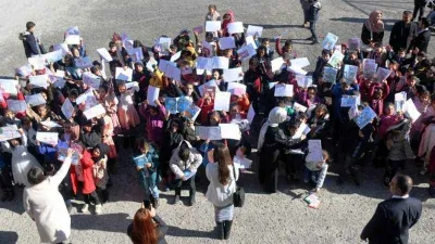 Çocuklara karnen kötü, tatil yok demeyin!