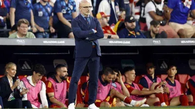 Luis de la Fuente, İspanya Milli Takımı’yla ilk kupasını kaldırdı