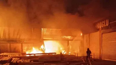 Van'da korkutan yangın