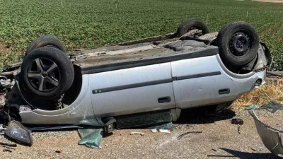 Diyarbakır’da otomobil takla attı: 2 yaralı