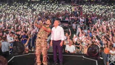 Adanalılar Sefo ile ‘Yaza Merhaba’ dedi