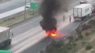 Adana’da otoyolda motosiklet alev topuna dönüştü