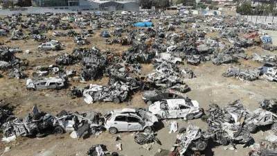 Araç mezarlığında hüzünlü anlar