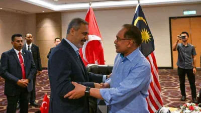 Bakan Fidan, Malezya Başbakanı ile görüştü