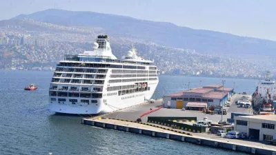 İzmir, turizmde tüm zamanların rekorunu kırdı