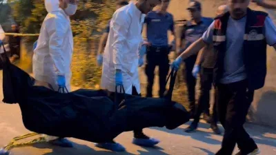 Ev sahibi kiralık evinde şoka girdi, yorgana sarılı kadın cesedi buldu