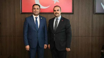 Bakan Kacır, Biga Belediyesi'ni ziyaret etti