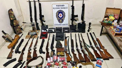 Marmaris’te polislerin operasyon yaptığı adres ev değil cephanelik çıktı