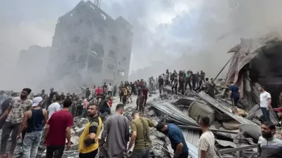 İsrail savaş uçakları Al-Shati mülteci kampını vurdu: 10 ölü