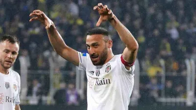 Cenk Tosun, Fenerbahçe’ye ilk gollerini attı