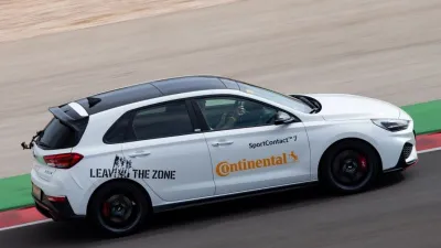 Alman otomobil dergisi Gute Fahrt, Continental SportContact 7‘yi 