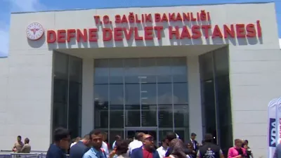 Defne Devlet Hastanesi'ne hasta akını