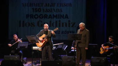 Mehmet Akif Ersoy'u anma programına yoğun ilgi