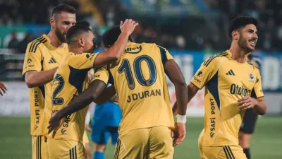 Fenerbahçe'den Çaykur Rizespor deplasmanında inanılmaz geri dönüş