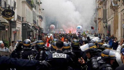 Fransa’da kitlesel gösterinin fitili ateşlendi!