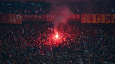 Galatasaray - Fenerbahçe derbisini 51 bin 5 taraftar izledi