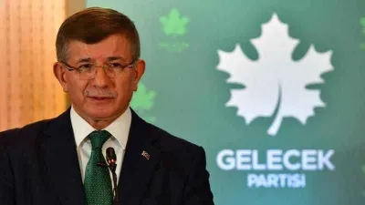 Gelecek Partisi'nde istifa üstüne istifa