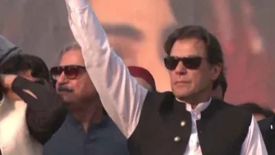 Pakistan'ın eski Başbakanı İmran Han'a 10 yıl hapis