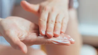 Krem Sürmek Orucu Bozar Mı?