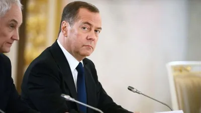 Medvedev: Almanya’nın Putin’i tutuklaması, Rusya’ya savaş ilanı olur
