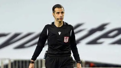 Trabzonspor-Beşiktaş maçının VAR’ı Mete Kalkavan 