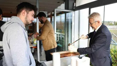 Nilüfer'de öğrencilere sıcak çorba desteği