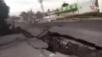 7 büyüklüğünde deprem: 4 ölü, 17 yaralı