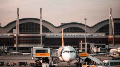 Sabiha Gökçen Havalimanında aprona izinsiz giren iki kişi gözaltına alındı