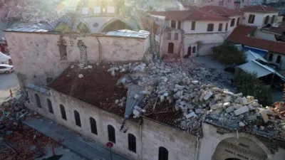 Deprem bölgesinde zarar gören tescilli taşınmazlara yönelik yardım başvurularının süresi uzatıldı