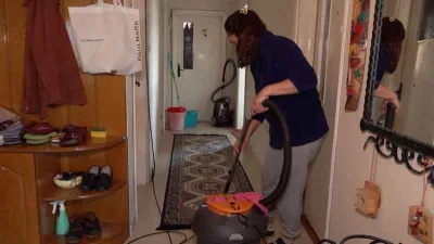 Tuzla Belediyesi ihtiyaç sahiplerine temizlik hizmeti veriyor