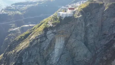 Uçurumun kenarında eğitim