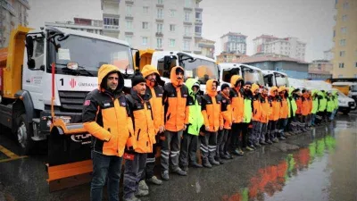 Ümraniye Belediyesi'nde kar nöbeti başladı