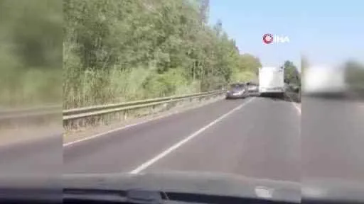 İtalya’da süper otomobil turu sırasında feci kaza: 2 ölü