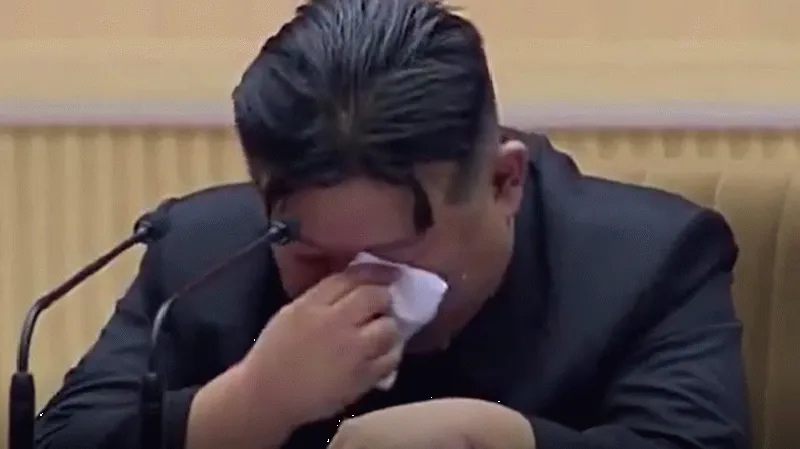 Kuzey Kore lideri Kim, ağlayarak "çocuk yapın" dedi