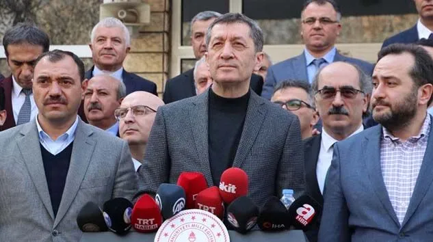 Bakan Selçuk: Yarın Elazığ’da okul zili çalacak