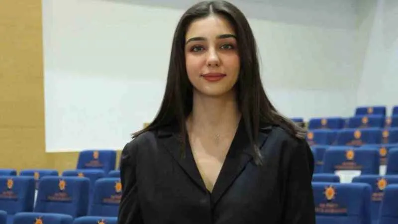 Türkiye’nin en genç milletvekili adayı İzmir’den