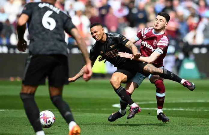 Arsenal, West Ham United deplasmanında 2 puan bıraktı