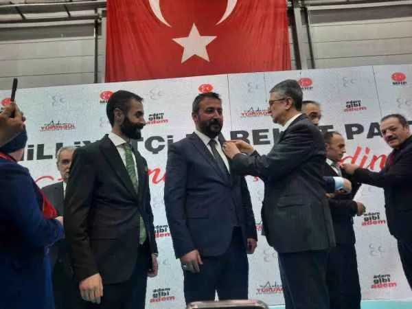 İbrahim Dumlu 300 kişi ile MHP’ye geri döndü