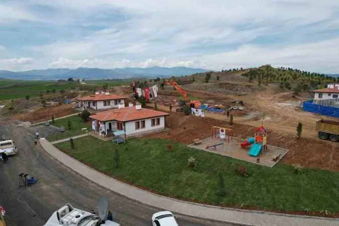 Kahramanmaraş’ta ilk afet konutlarının teslimi gerçekleşecek